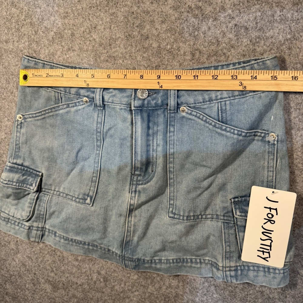 J For Justify Cargo Denim Mini Skirt Medium Light Blue Utility Pockets - Picture 3 of 9
